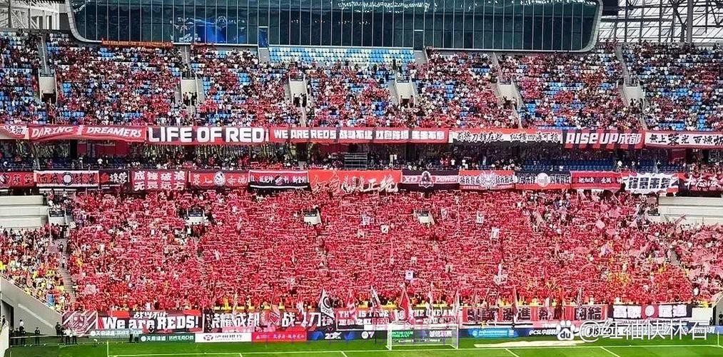 中甲联赛第八轮综述——“晋级”争夺白热化 成都率先“出线”